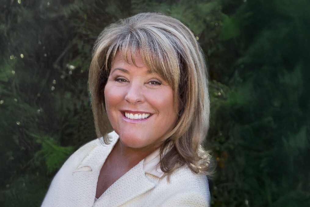 Headshot of Mindy Frankel Peckler